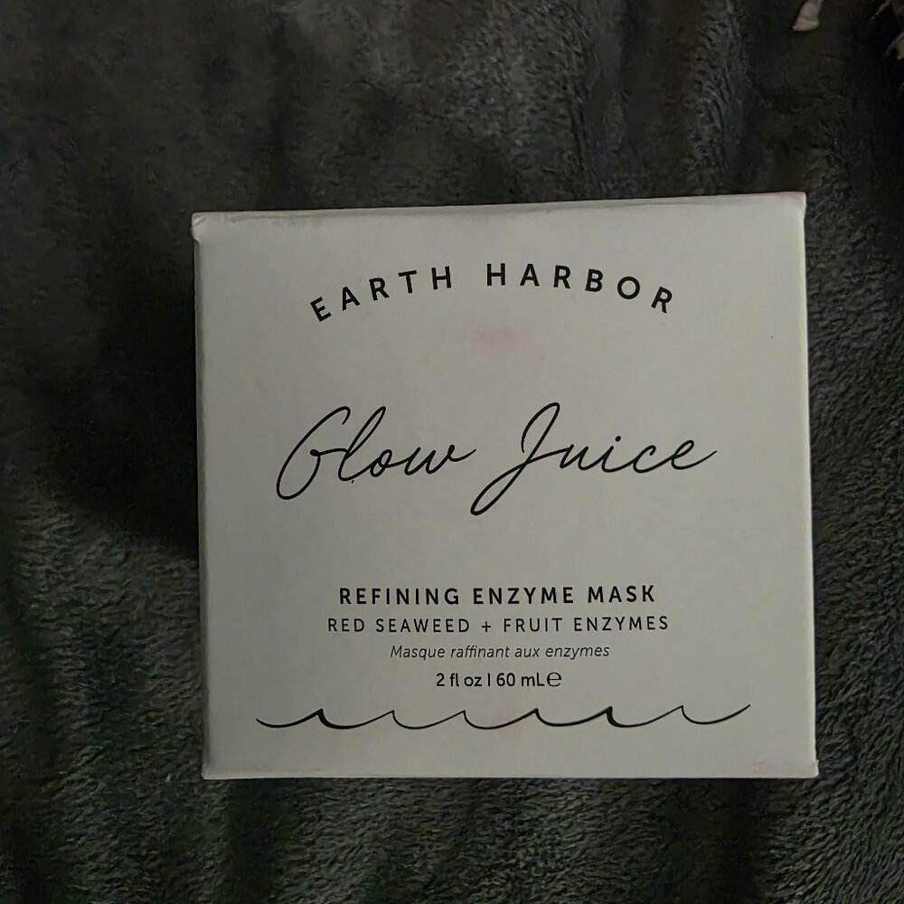 Earth Harbor GLOW JUICE Refining Enzyme Mask